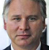 Warren Ostergard — Detective Johnson