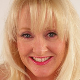 Kayla Kleevage — Busty Woman in Hot Tub