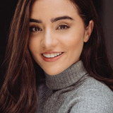 Liz Dieppa — Sofía