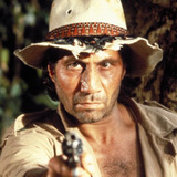 Vic Tablian — Hawker (uncredited)