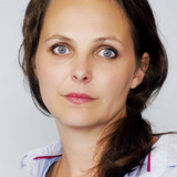 Сесиль А. Мосли — Anne