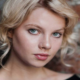 Элла Ньютон — Amy Poynton