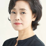 Кан Э-шим — Ji-young's Grandmother