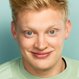 Карри Баркер — Customer Service Representative (voice)