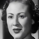 Aziza Helmy — Sultan's Wife, Hasan's mom