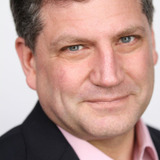 Стив Эйферт — Bank Hostage (uncredited)