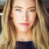 Кристин Брок — Kissing Couple (uncredited)