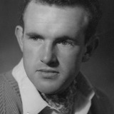 Колин Блейкли — Mr. Cyrus Hardman