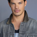 Ari Welkom — Tangles