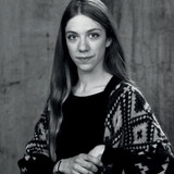 Eva Jesenovec — Eva