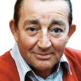 Buster Larsen — Vicevært