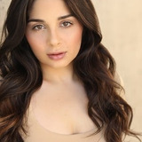 Alina Desmond — Chantelle