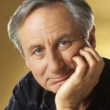 Стивен Гилборн — Howard's Agent