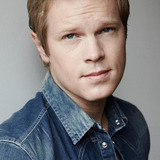 Люк Форд — Alex O'Connell