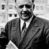 Edward L. Bernays — Self - Publicist (archive footage)