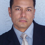 Johnnie Hector — Cabbie at Bus Station