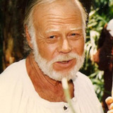 Robert Dunham — US Navy Soldier (uncredited)
