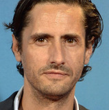 Juan Diego Botto — Presidente General Silvio Luna