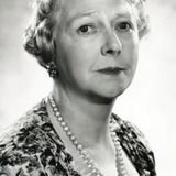 Marie Lohr — Empress