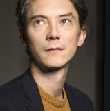 Сванн Арло — Le crieur devant l'Élysée