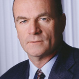 Джон Финн — Commissioner Coonan