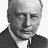 Edward LeSaint — Chamber of Commerce Chairman (uncredited)