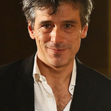 Stefano Dionisi — András