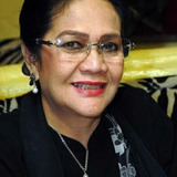 Rina Hasyim — Tuti