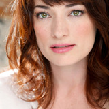 Laura Michelle Kelly — Elspeth Dickens