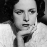 Мария Луиза Понте — Estefanía, esposa de Antonio