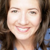 Лесли Беван — Miss Williamson