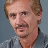 Bill Chemerka — Royal Artillerist (uncredited)