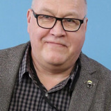 Richard Starzak — Self - Creative Director of 'Shaun the Sheep'