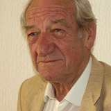 Georges Staquet — Frank (uncredited)