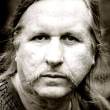 Лэнни Флаэрти — Buck