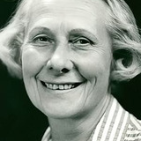 Сильвия Бартер — Woman in Bookshop