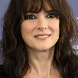 Winona Ryder — Self (uncredited)