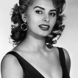 Sophia Loren — Giovanna