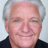 Кларенс Фелдер — Mr. Gray