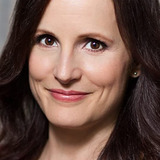 Enid-Raye Adams — Gloriosa Daisy (voice)