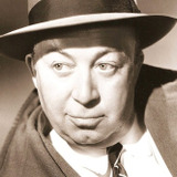 Ralph Peters — First Policeman (uncredited)