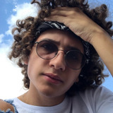 Gabriel Moura — João