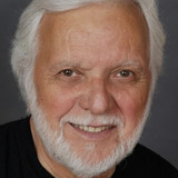 Пол ЛеКлер — Retirement Home Resident (uncredited)