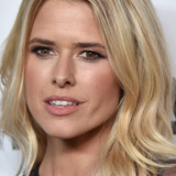 Sarah Wright — Sexy Blonde