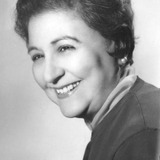 Milagros Leal — La Molinera (uncredited)