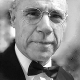 Барри Ливингстон — Charlie