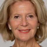 Christiane Hörbiger — Baroneß Mary Vetsera