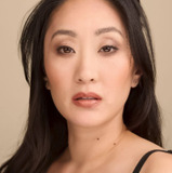 Bonni Dichone — Woman at TV