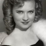 Susanna Foster — Angela Klatt