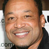 Thomas Reid — D.C. Police Officer (uncredited)